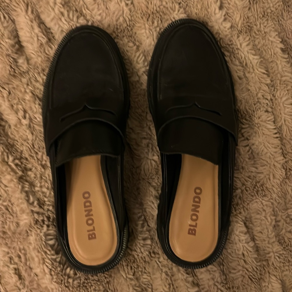 Blondo water resistant mule